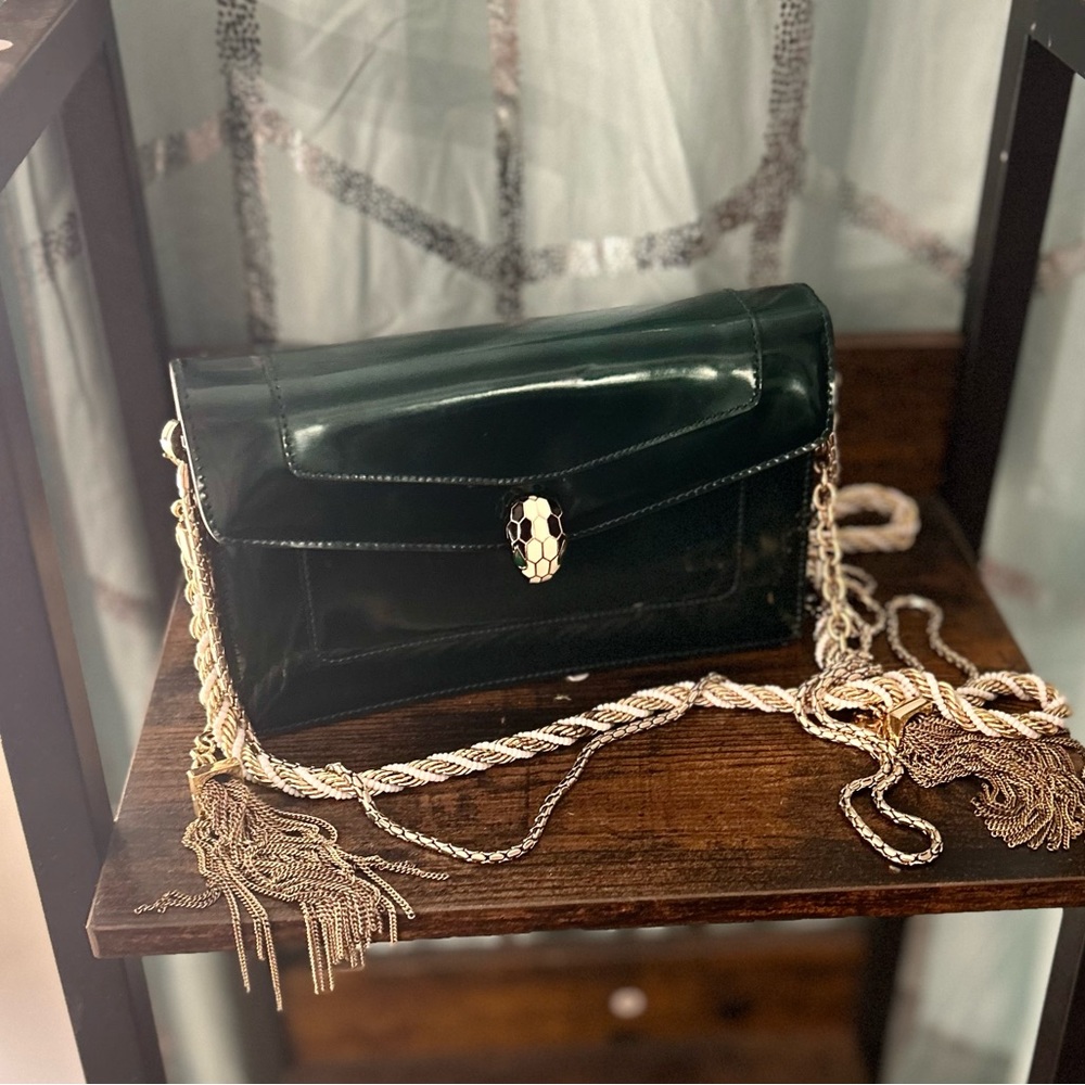 Bvlgari Serpenti Forever High Sea Chain Emerald Green Handbag Authenticated wBox